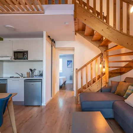 Hotel apartamentowy Les Balcons De L'yse De Tourisme *