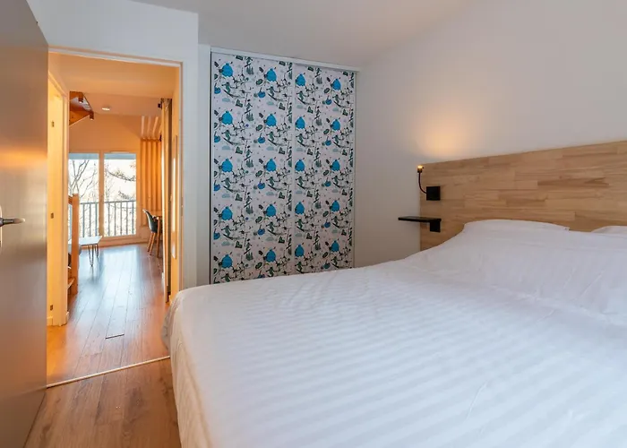 Les Balcons De L'yse De Tourisme Апарт-отель Люс-Сен-Совёр