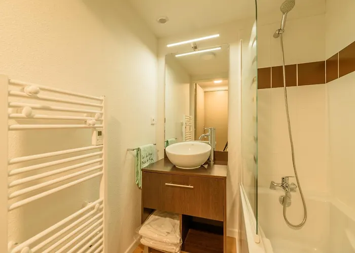 Les Balcons De L'yse De Tourisme Апарт-отель