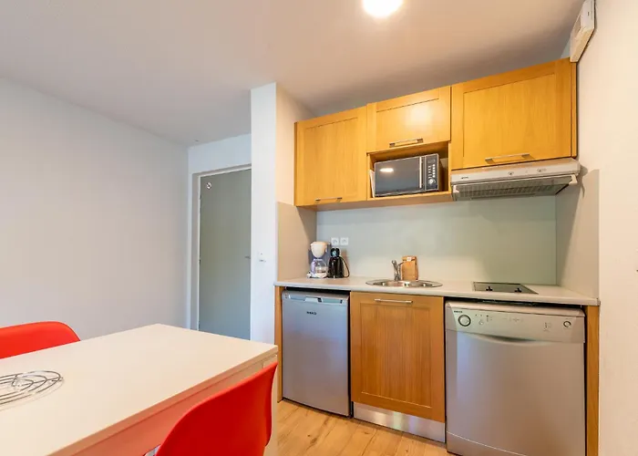 Hotel apartamentowy Les Balcons De L'yse De Tourisme *