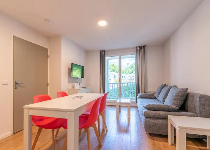 Les Balcons De L'yse De Tourisme Апарт-отель Люс-Сен-Совёр