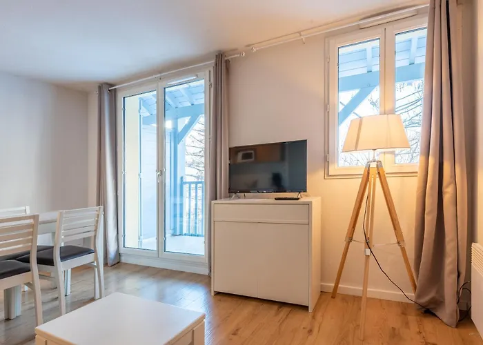 Апарт-отель Les Balcons De L'yse De Tourisme